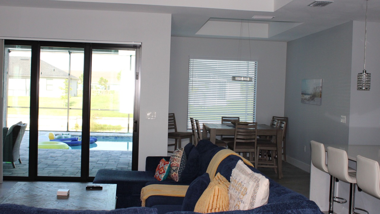 Photo of Livingroom in Trafalgar
