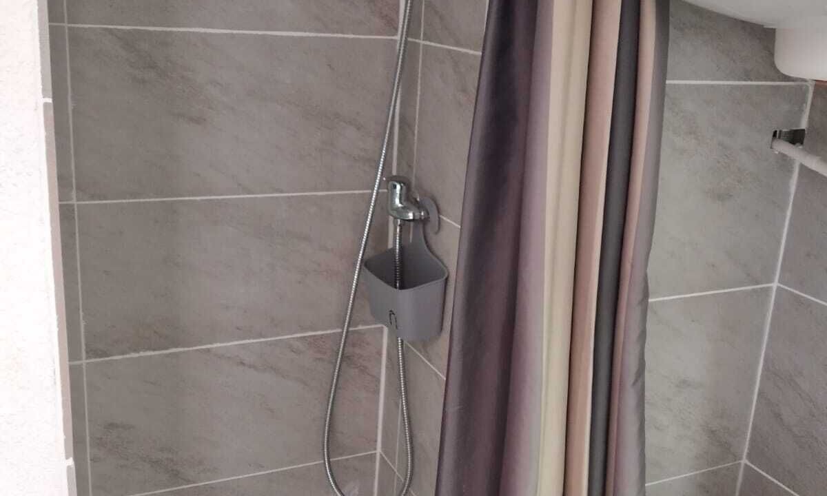 Photo of Bathroom in Lamalou-les-Bains