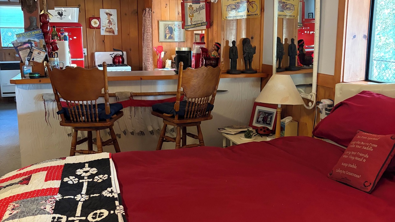 Photo of Bedroom in Pine Cove