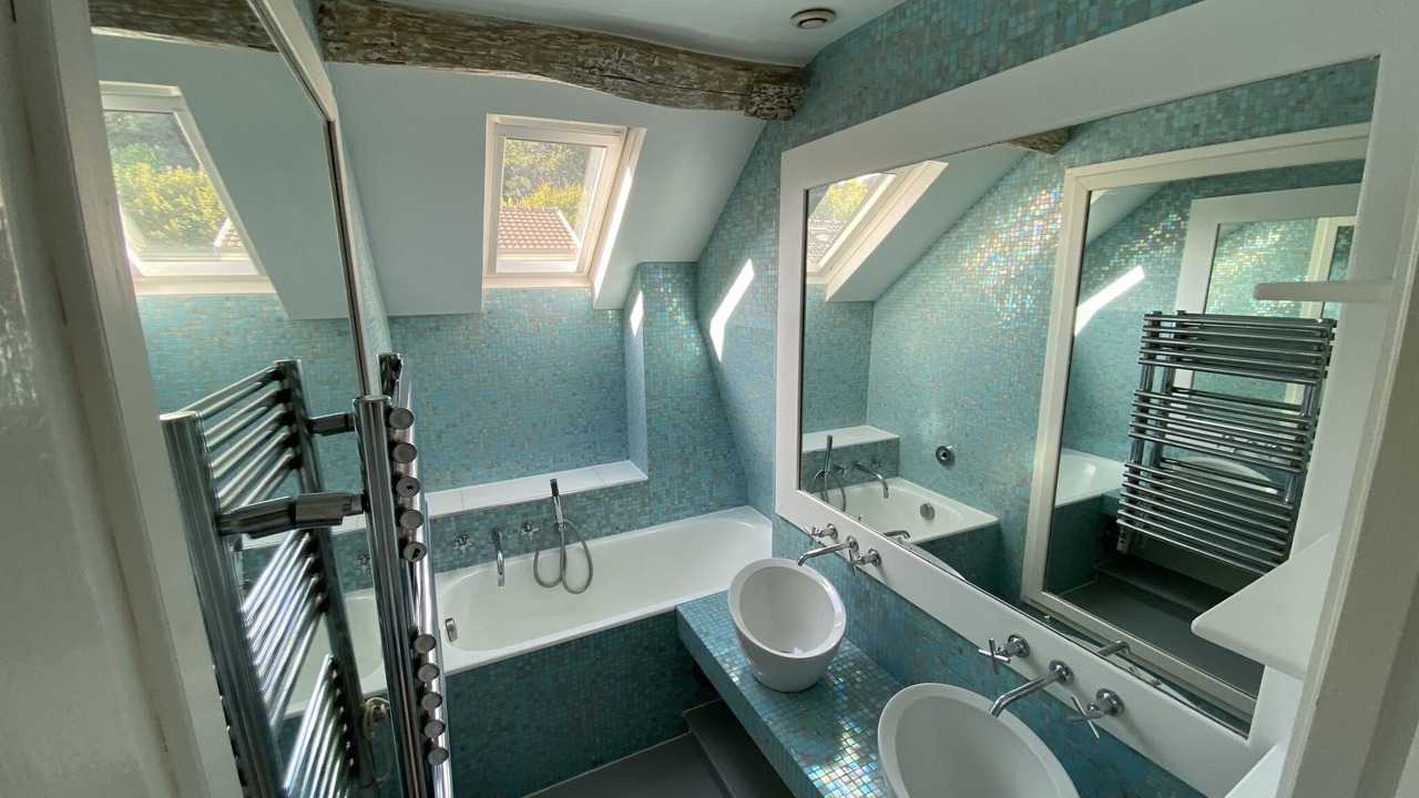 Photo of Bathroom in Carrieres-sur-Seine