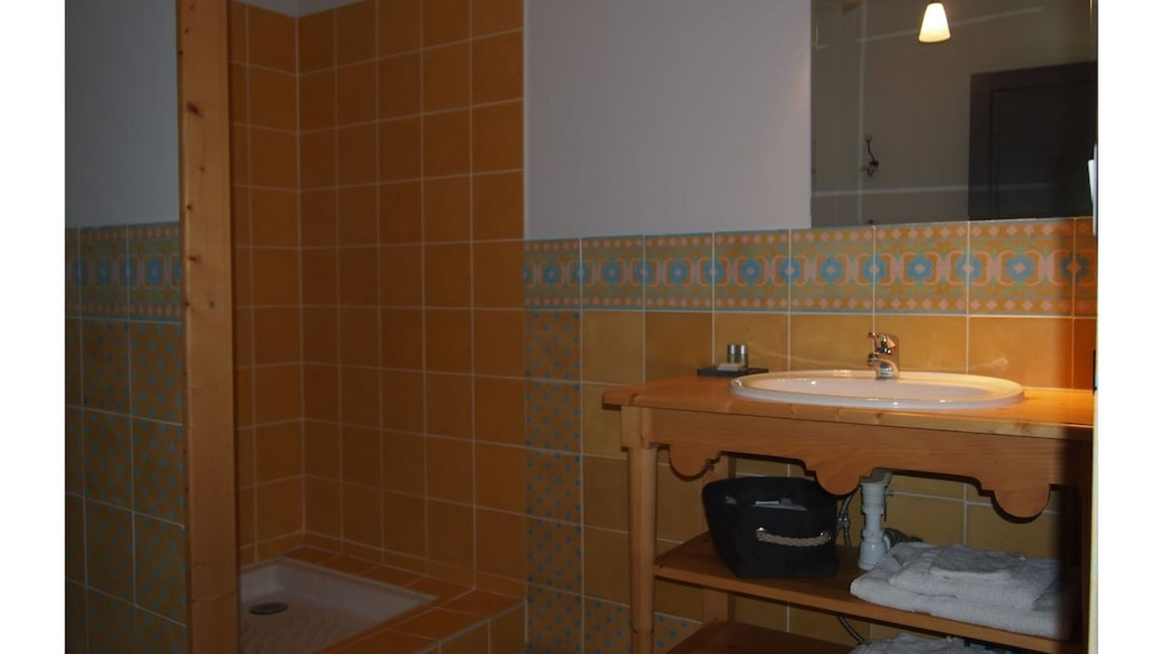 Photo of Bathroom in Vic-la-Gardiole