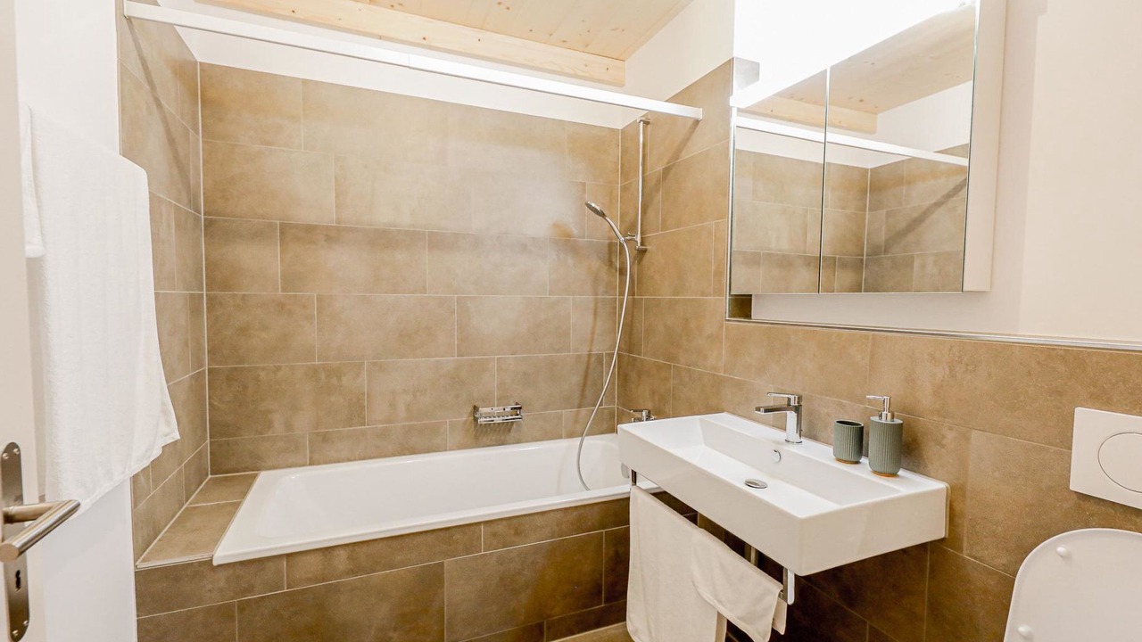 Photo of Bathroom in Zweisimmen