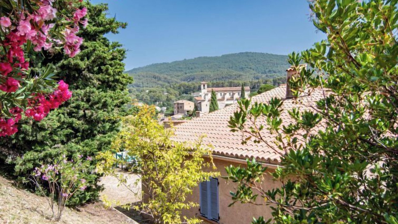 Photo of Others in Figanieres