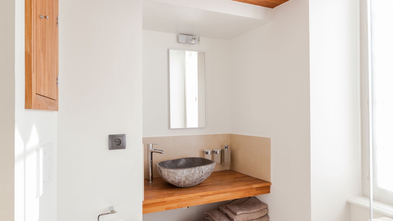 Photo of Bathroom in Vouilly
