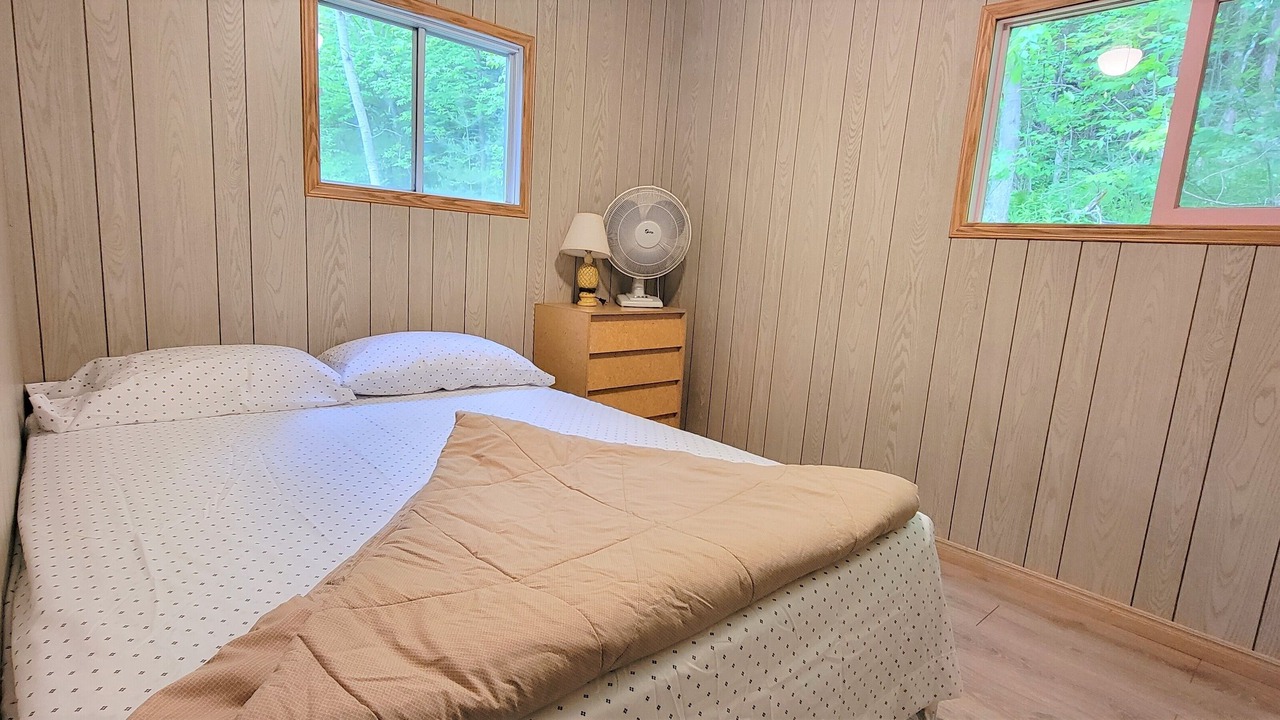 Photo of Bedroom in Bracebridge