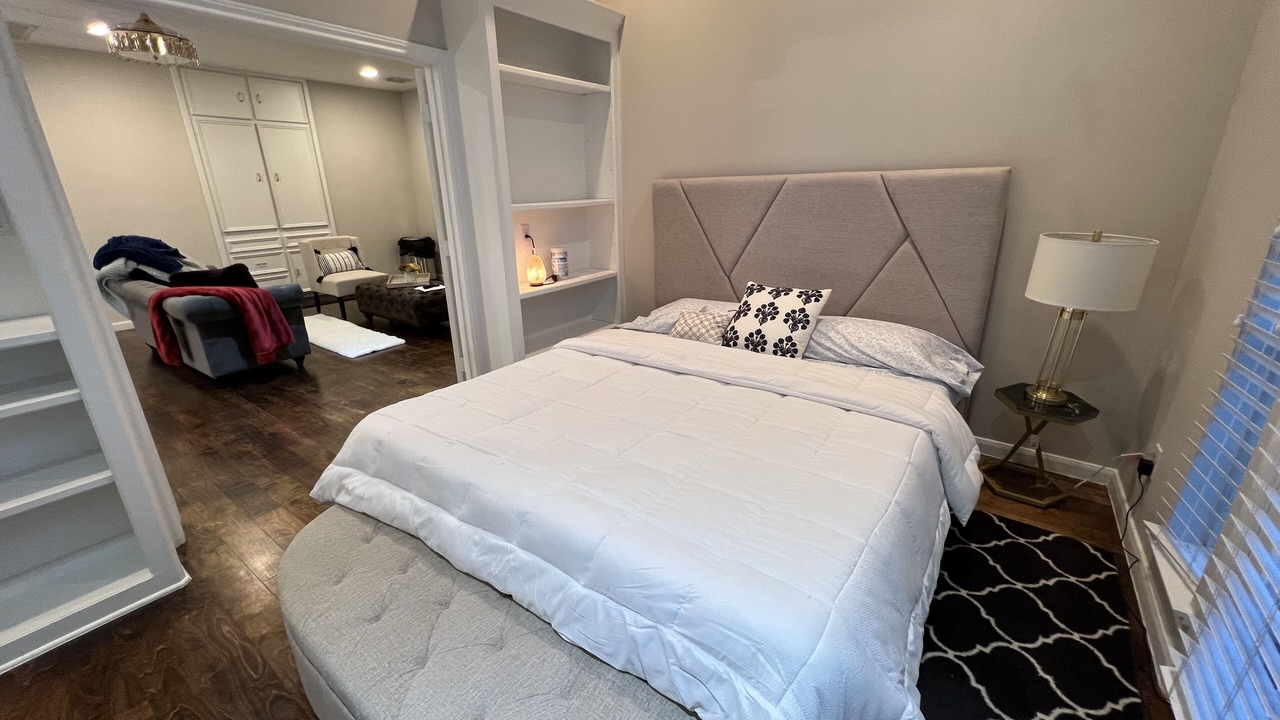 Photo of Bedroom in Uptown