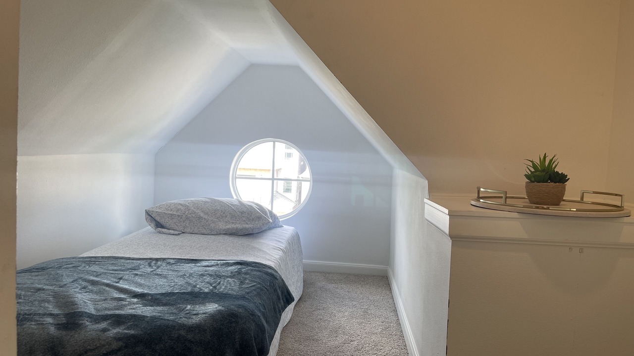 Photo of Bedroom in Uptown