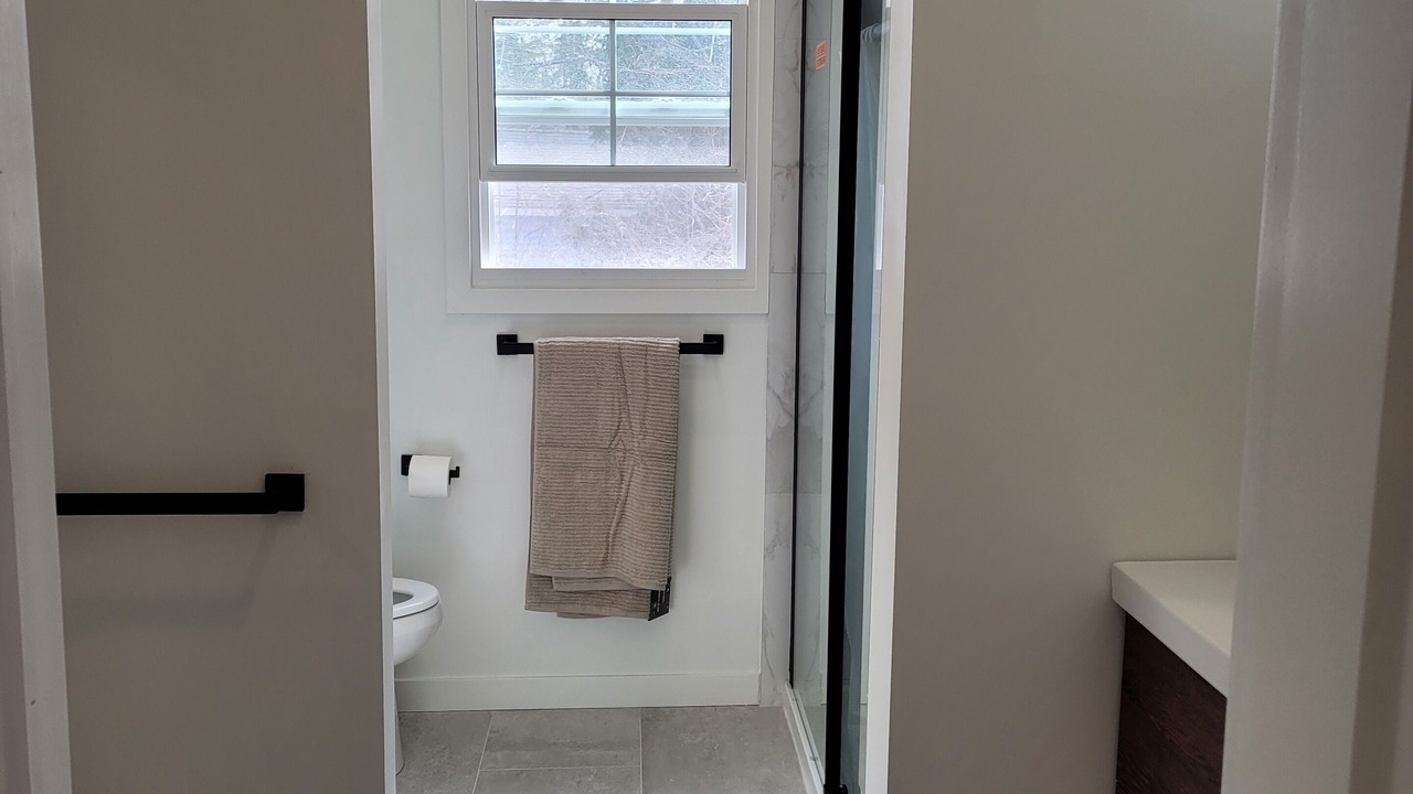 Photo of Bathroom in Wasaga Beach