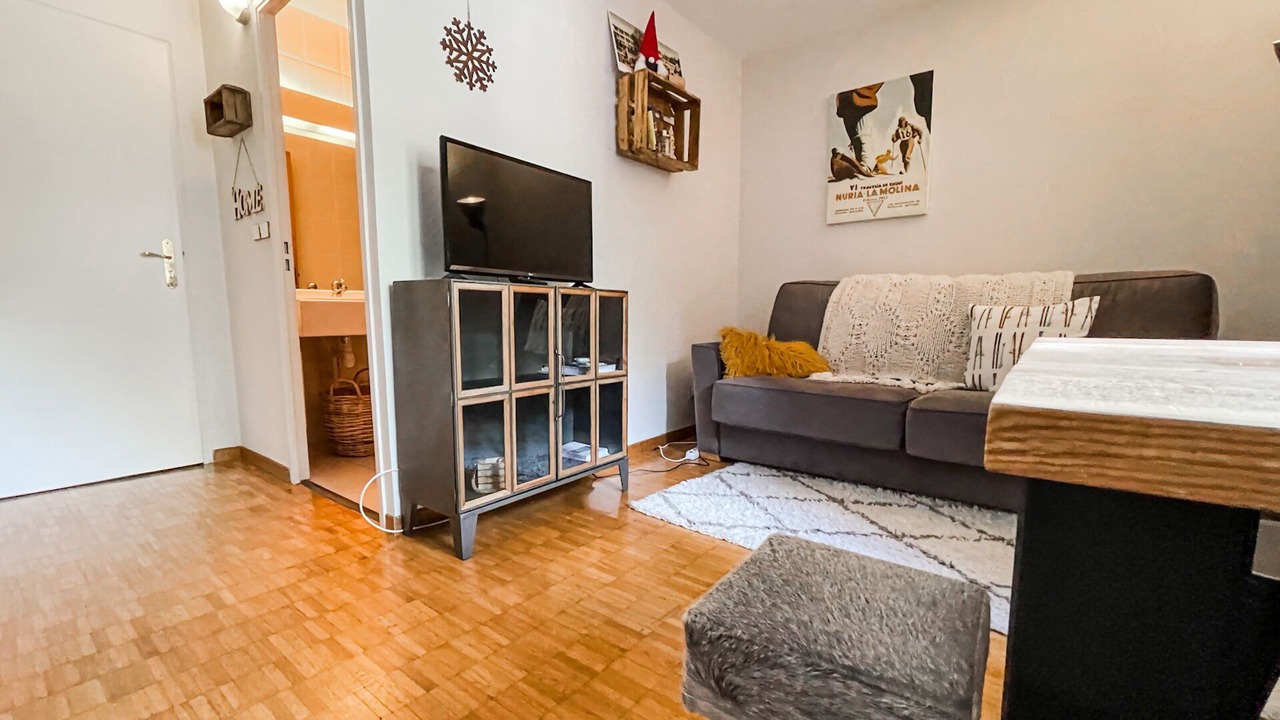 Photo of Livingroom in Enveitg
