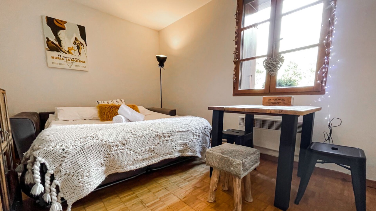 Photo of Bedroom in Enveitg
