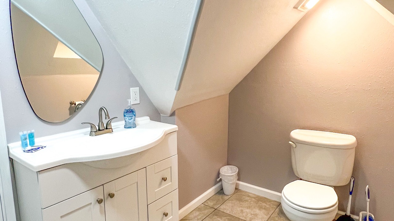 Photo of Bathroom in Hilltop