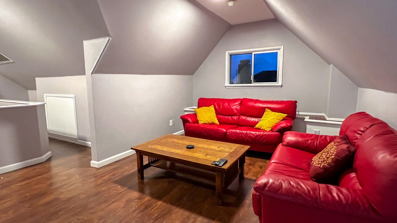 Photo of Livingroom in Hilltop