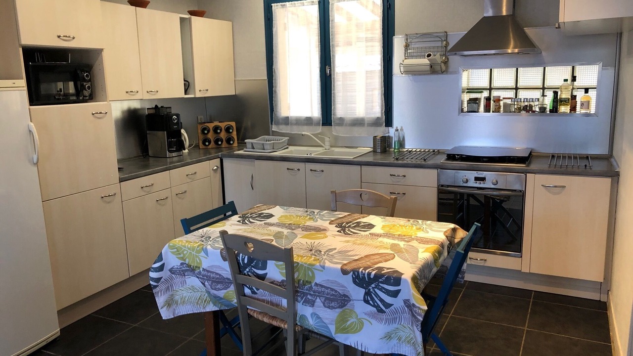 Photo of Kitchen in Bourg-sur-Gironde