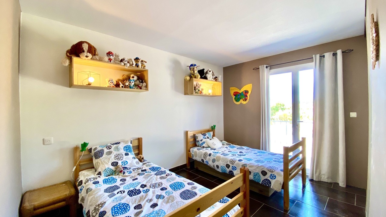 Photo of Bedroom in Neoules