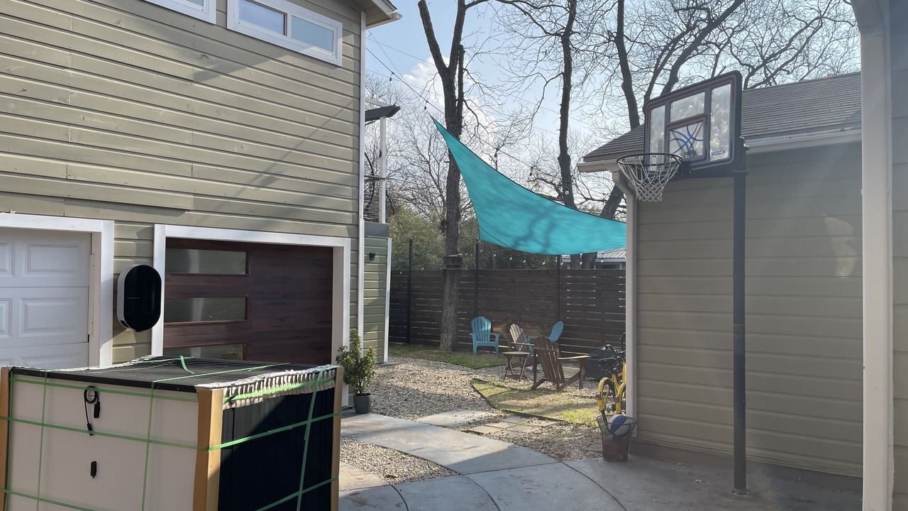 Photo of Outdoor in Cherrywood