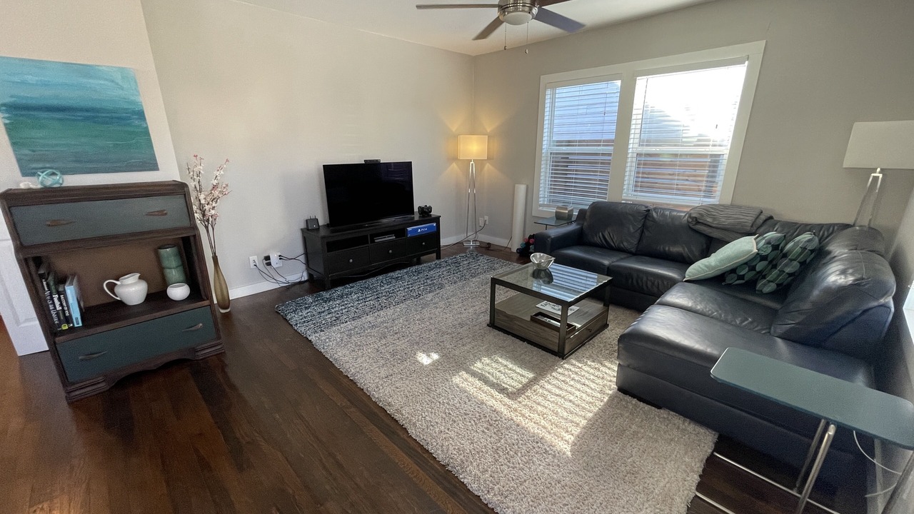 Photo of Livingroom in Cherrywood