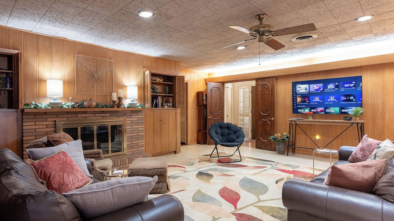 Photo of Livingroom in Bryan