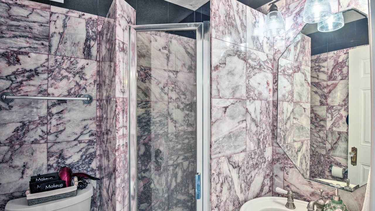 Photo of Bathroom in Painters Hill