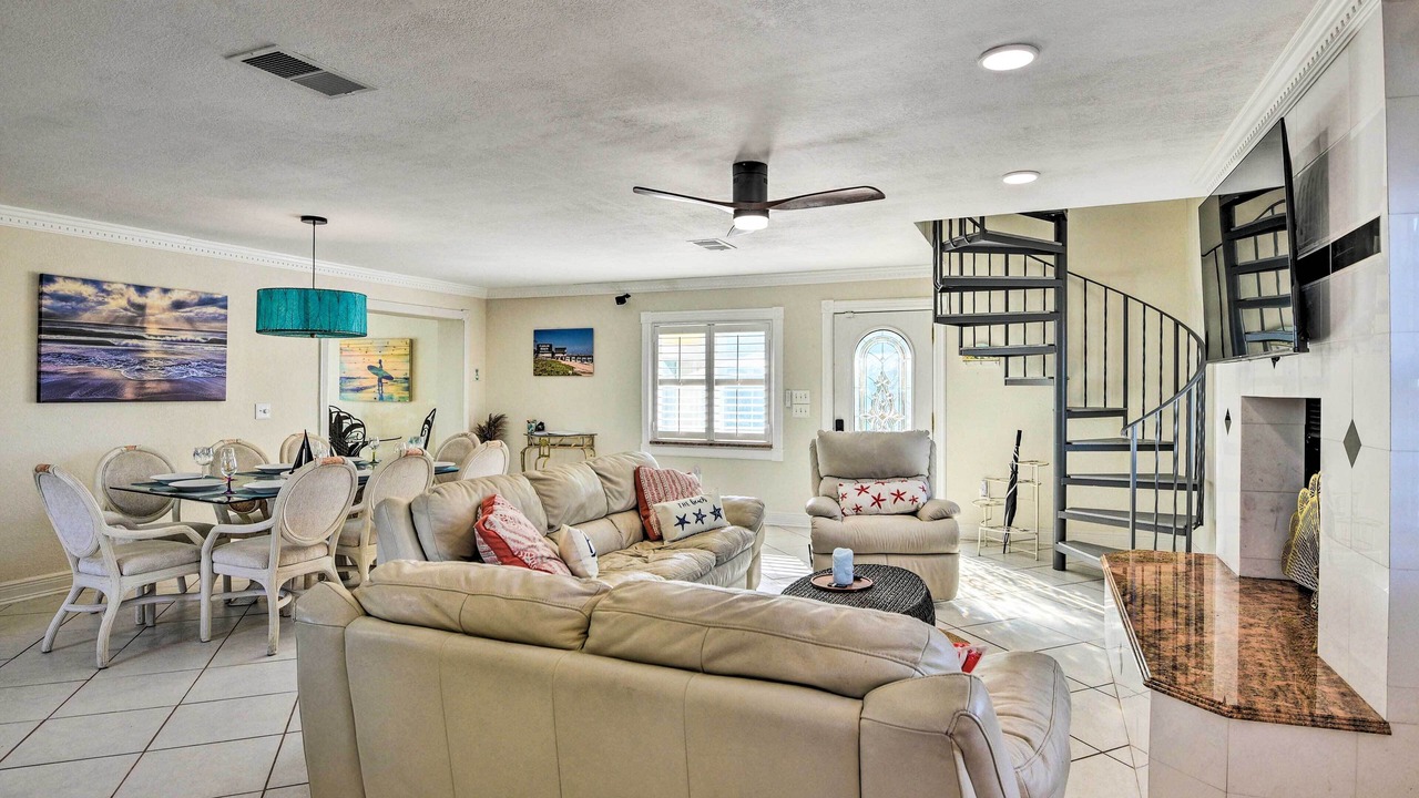 Photo of Livingroom in Painters Hill