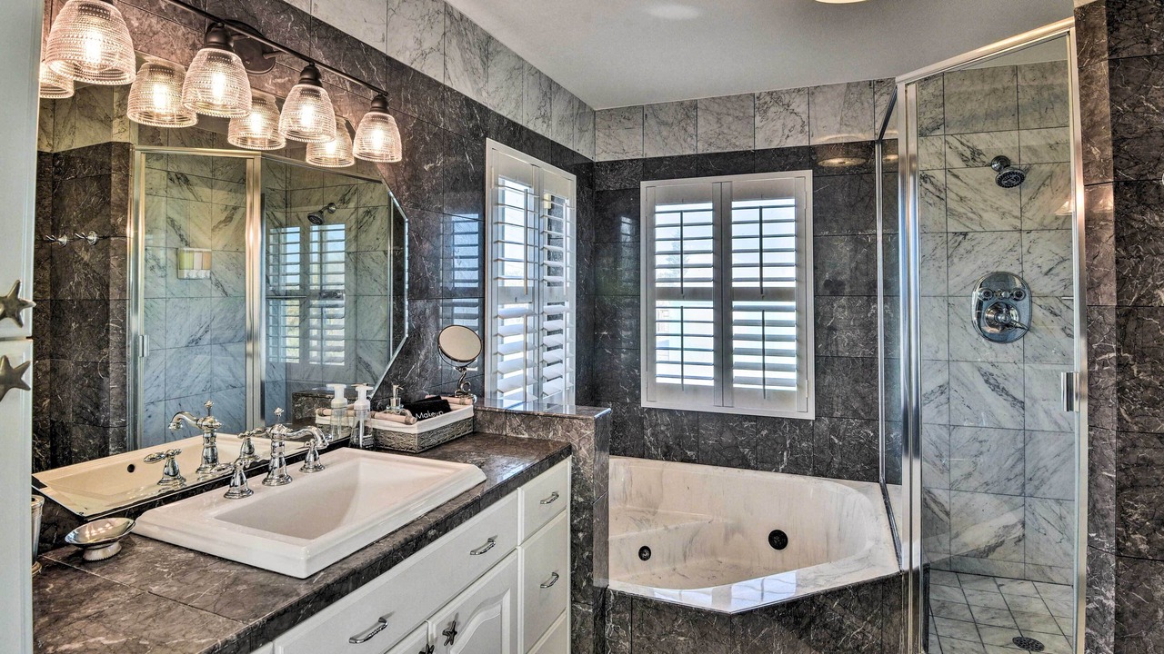 Photo of Bathroom in Painters Hill