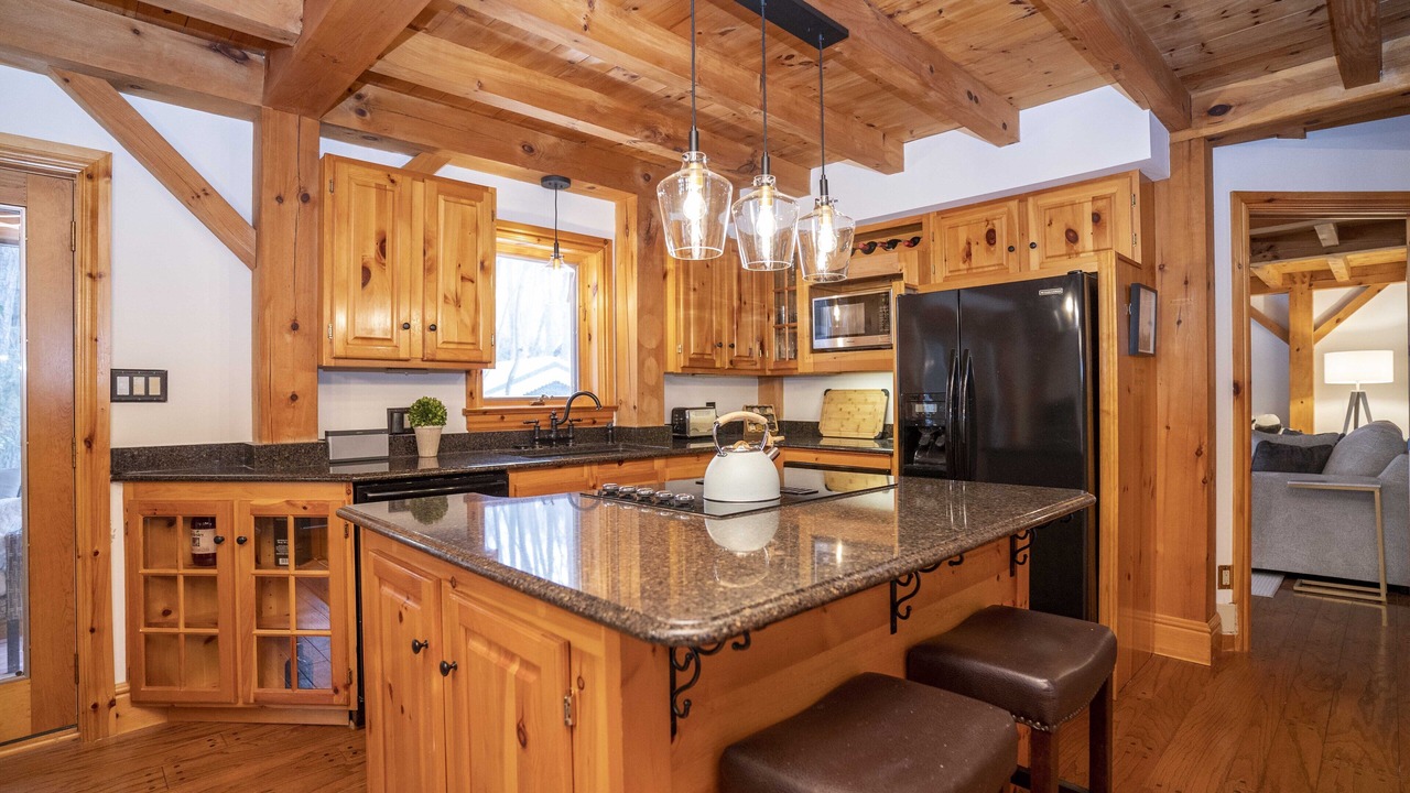 Photo of Kitchen in Grand Bend