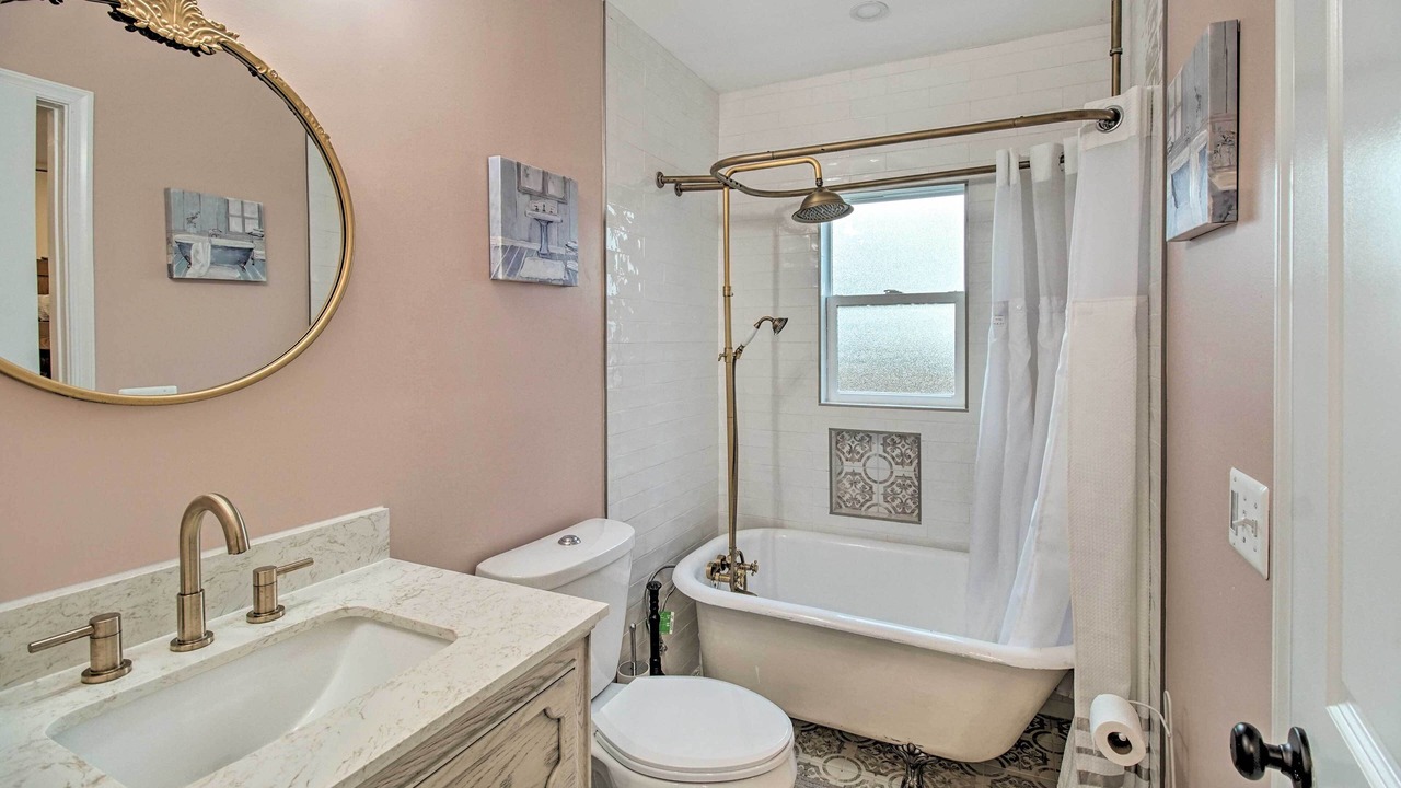 Photo of Bathroom in Front Royal