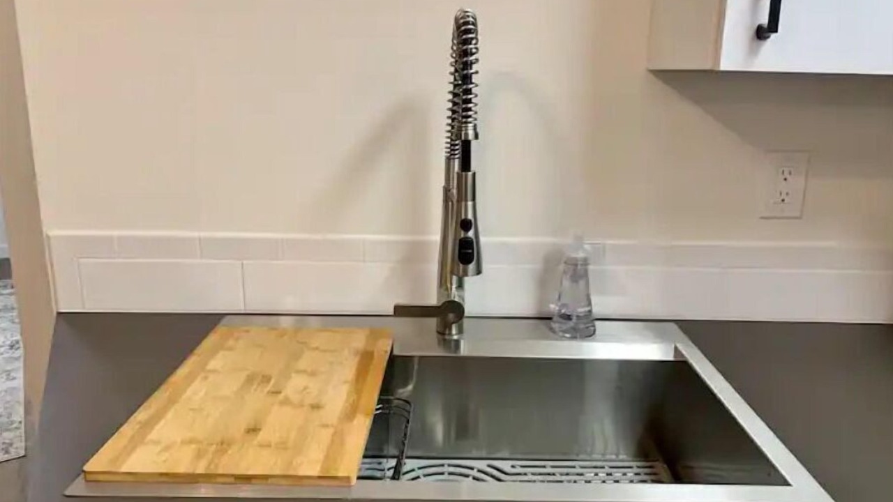 Photo of Kitchen in East Bay Drive