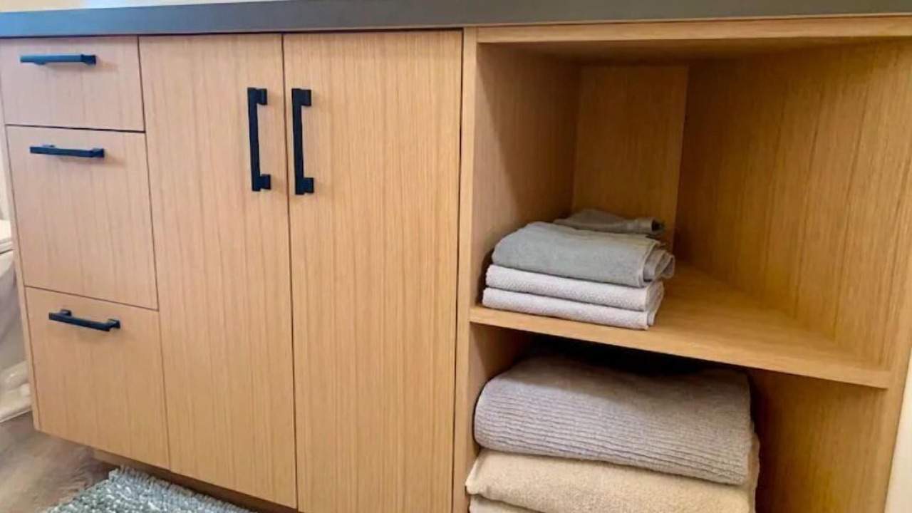 Photo of Bathroom in East Bay Drive