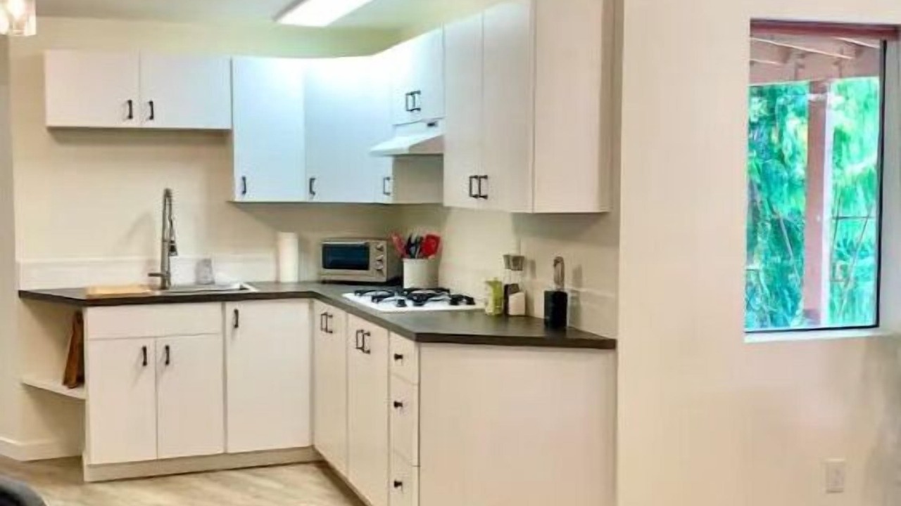 Photo of Kitchen in East Bay Drive