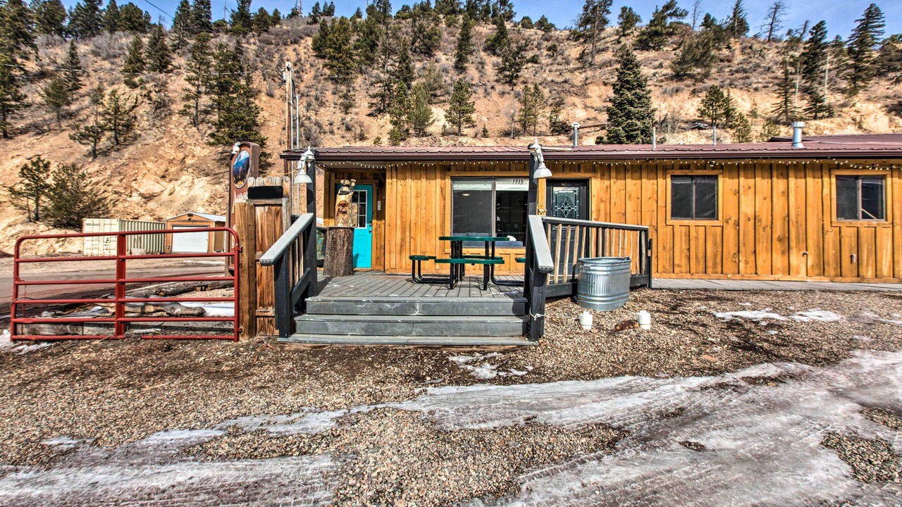 Photo of Patio Balcony in Red River