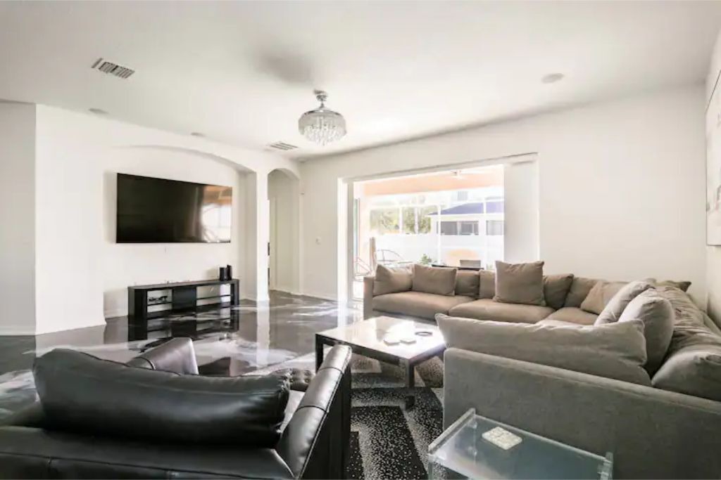 Photo of Livingroom in Riverview