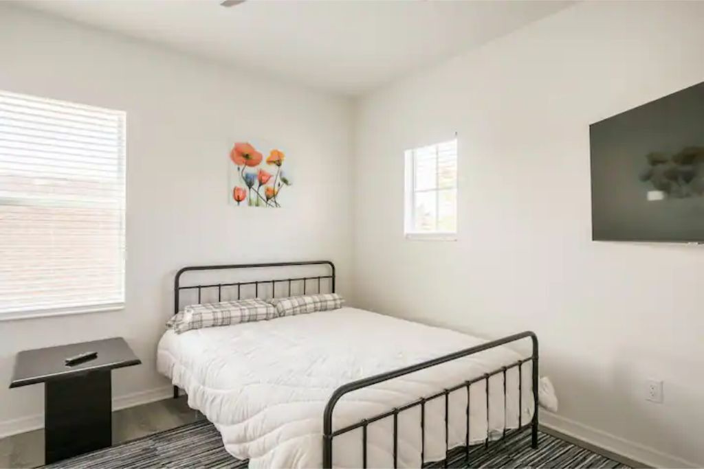 Photo of Bedroom in Riverview