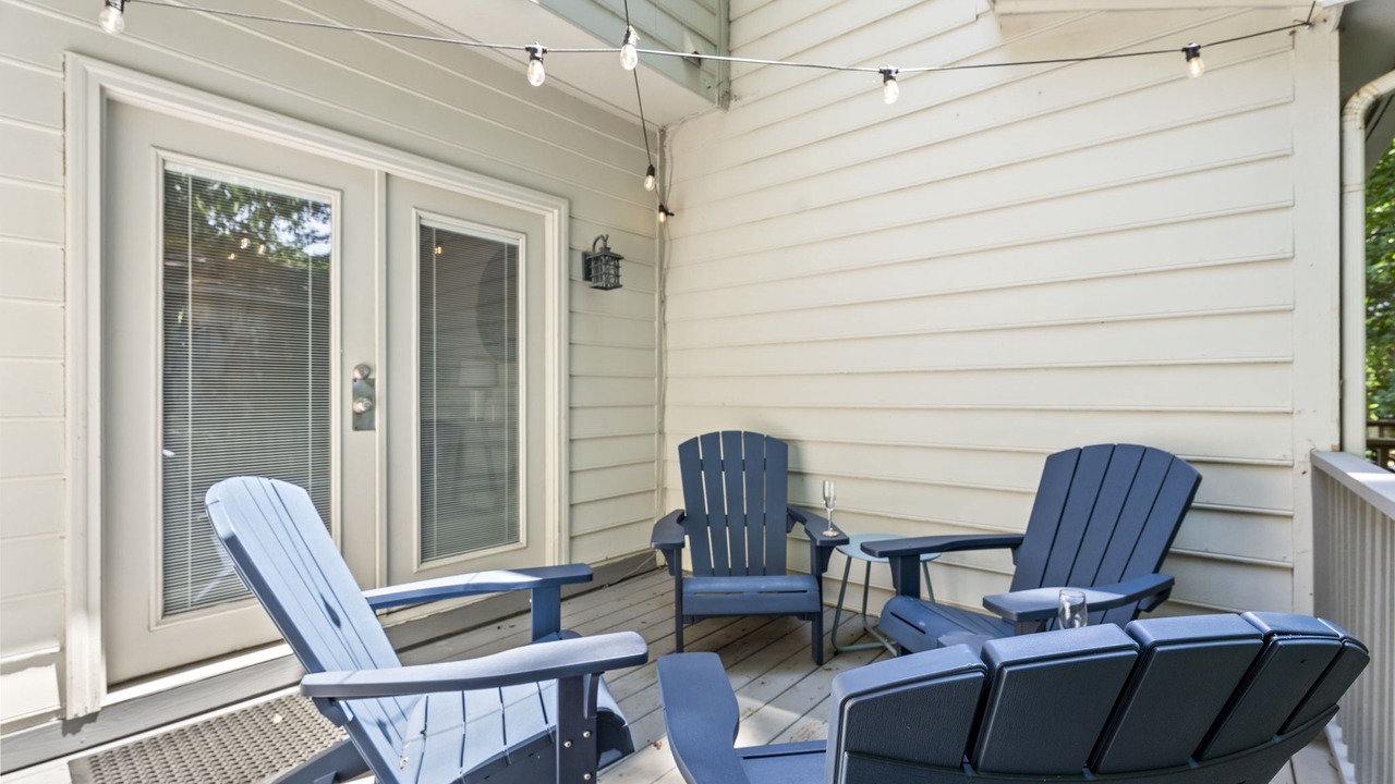 Photo of Patio Balcony in East Mordecai Neighborhood