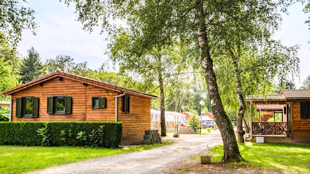 Photo of Outdoor in Leval