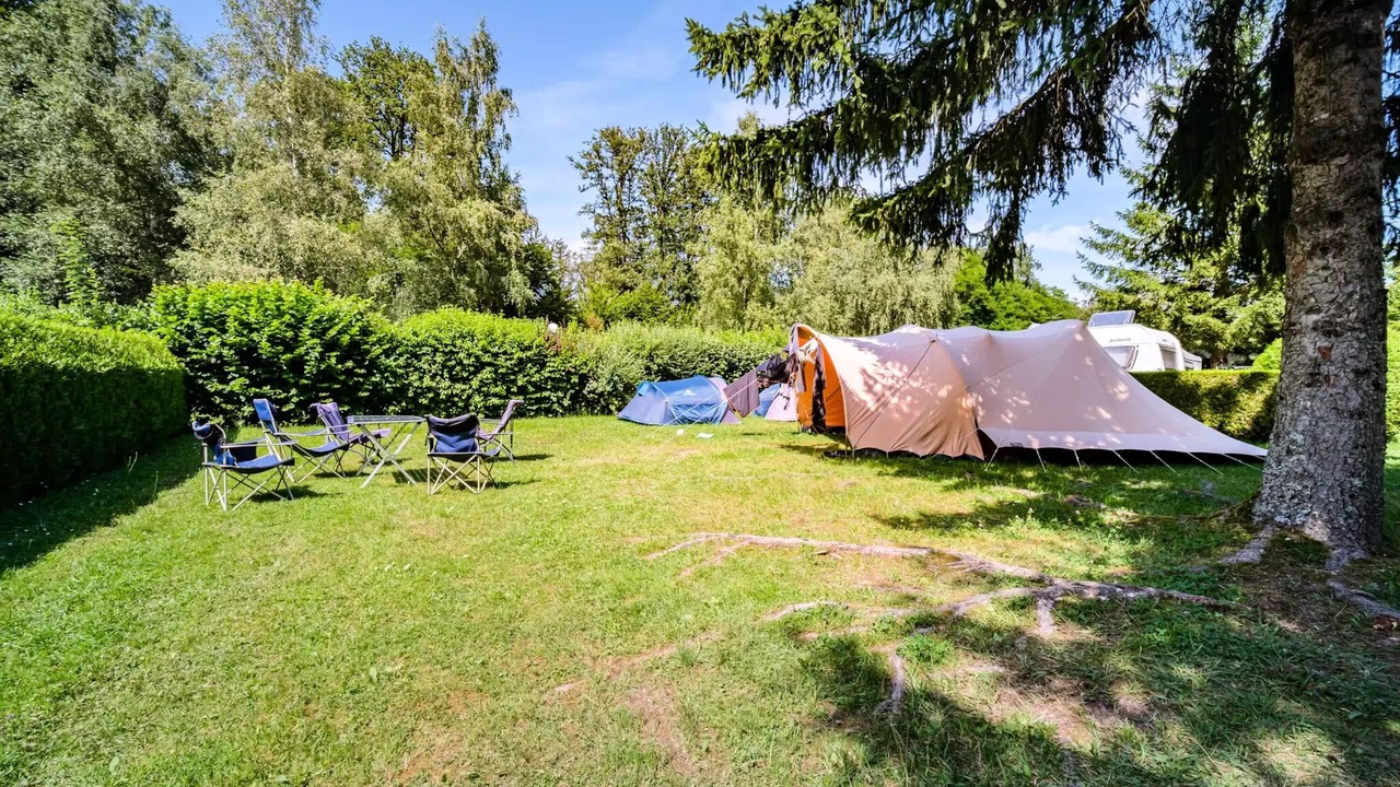 Photo of Outdoor in Leval