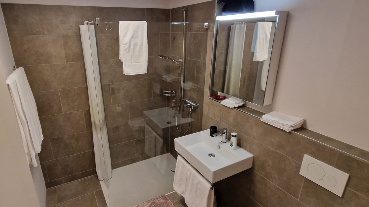 Photo of Bathroom in Zweisimmen