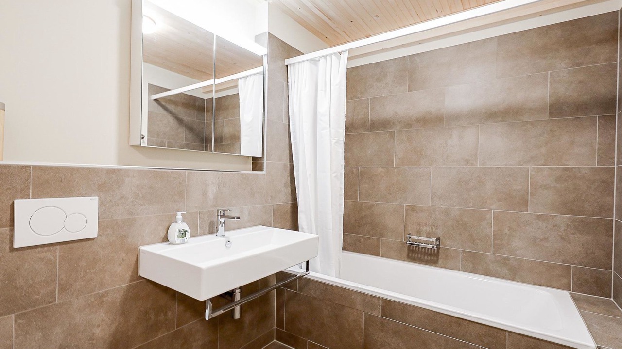 Photo of Bathroom in Zweisimmen