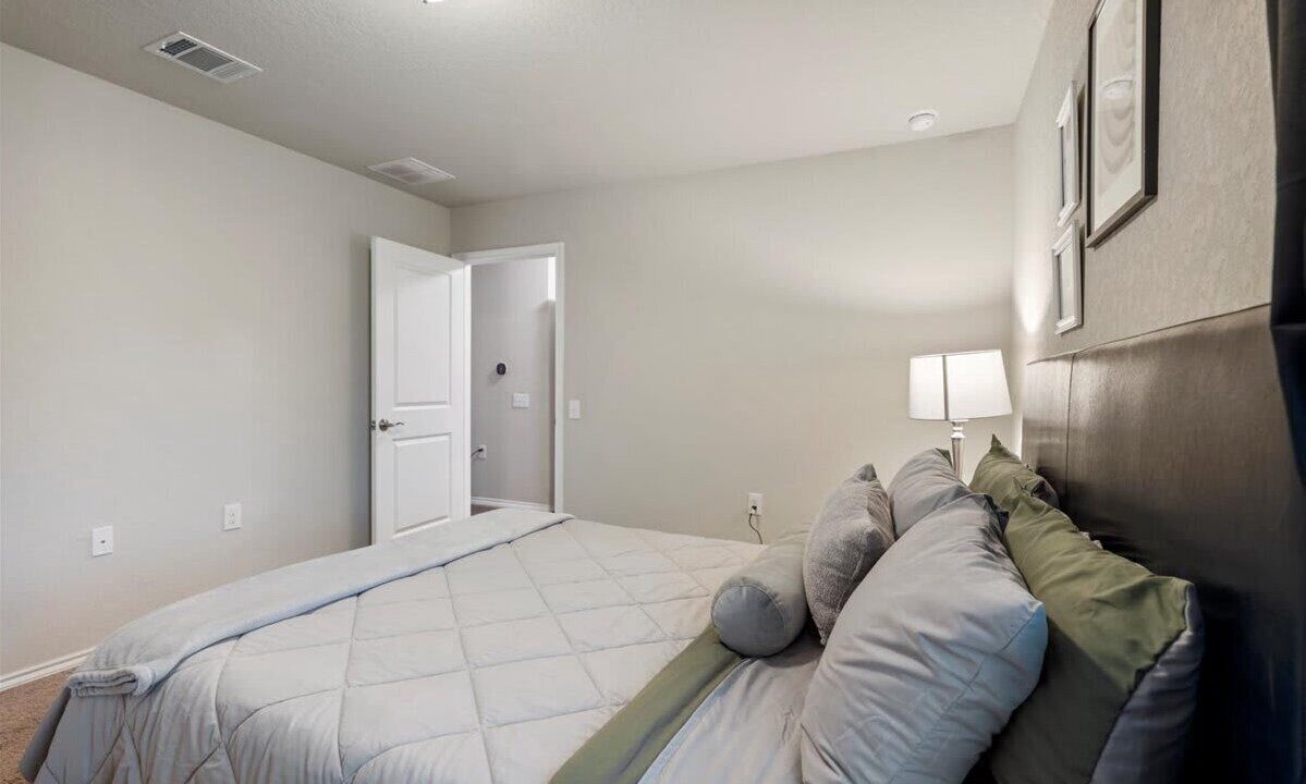 Photo of Bedroom in Southside