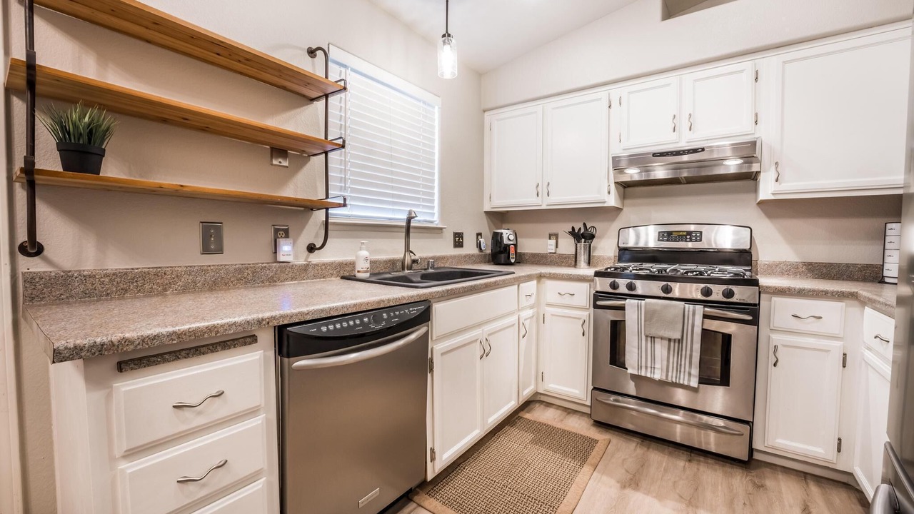 Photo of Kitchen in Summerlin