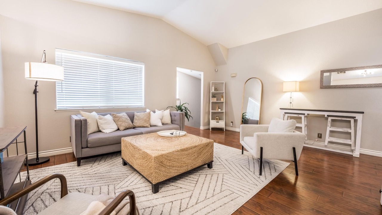 Photo of Livingroom in Summerlin