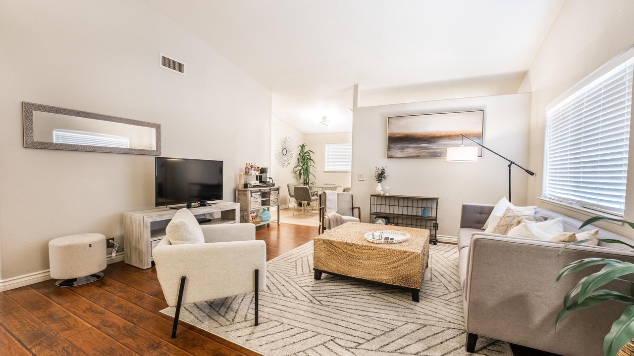 Photo of Livingroom in Summerlin