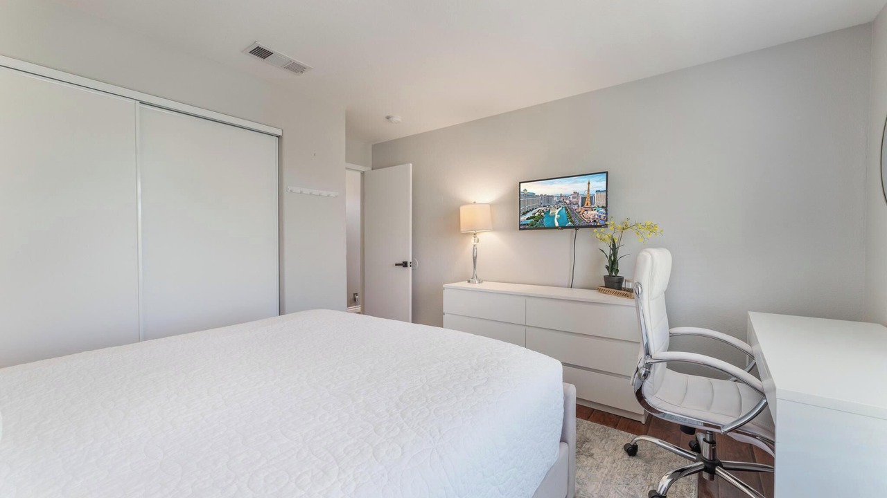 Photo of Bedroom in Summerlin