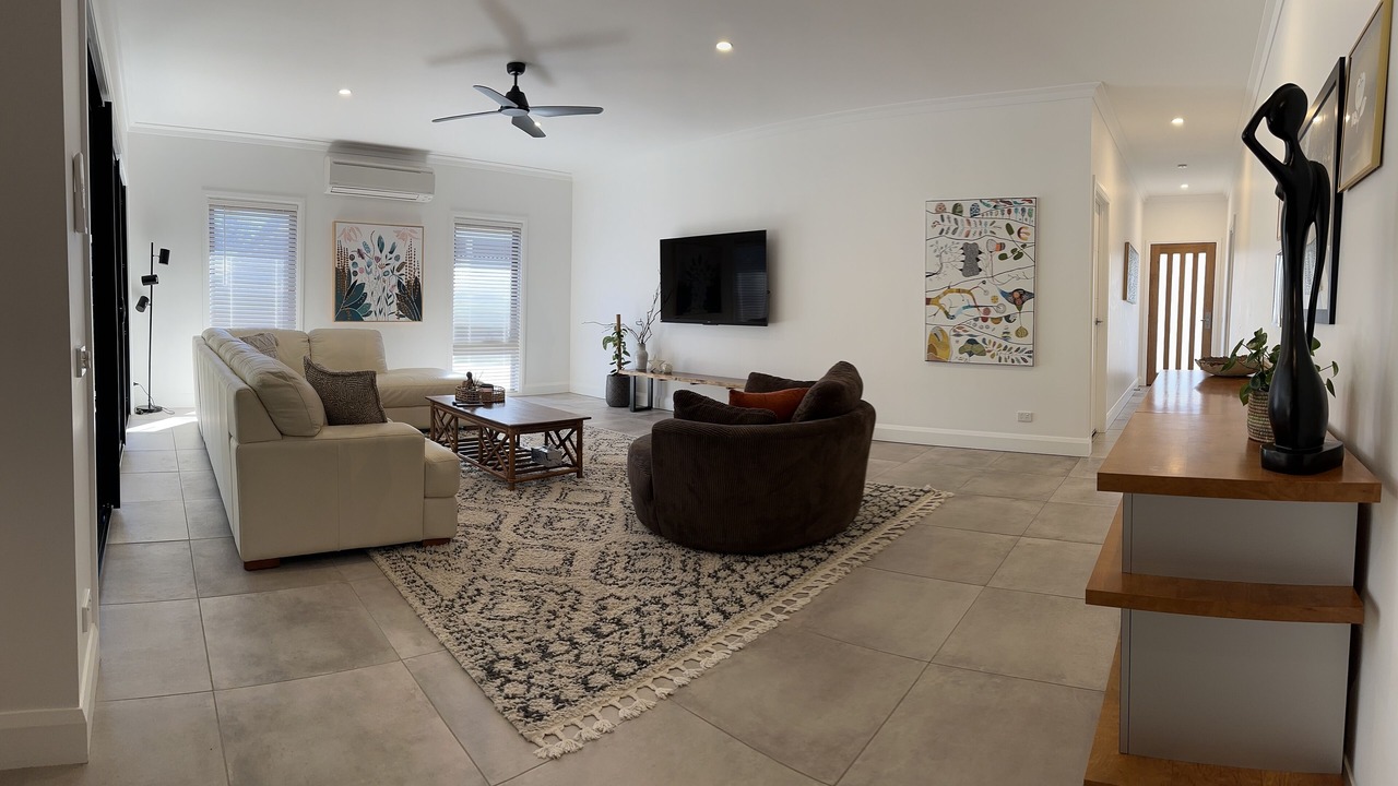 Photo of Livingroom in Eildon