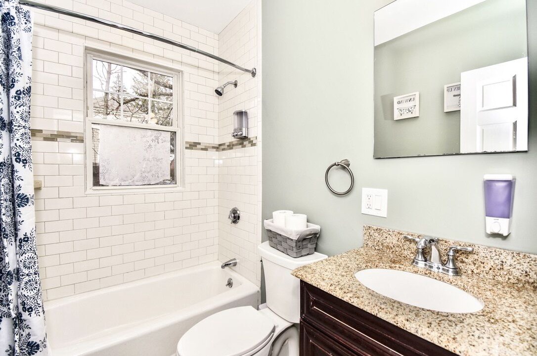 Photo of Bathroom in Auburndale