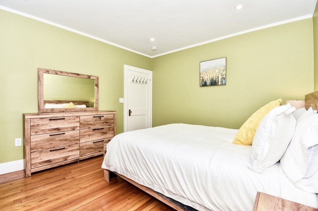 Photo of Bedroom in Auburndale