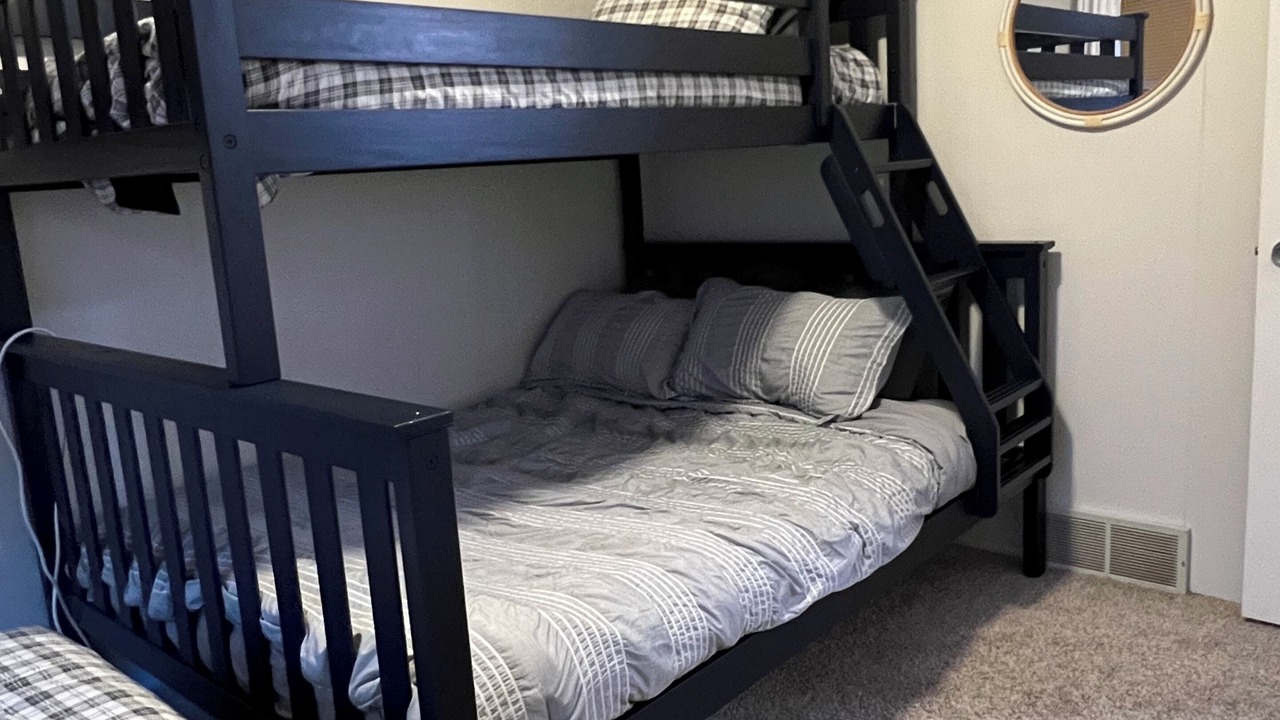 Photo of Bedroom in Delavan Lake