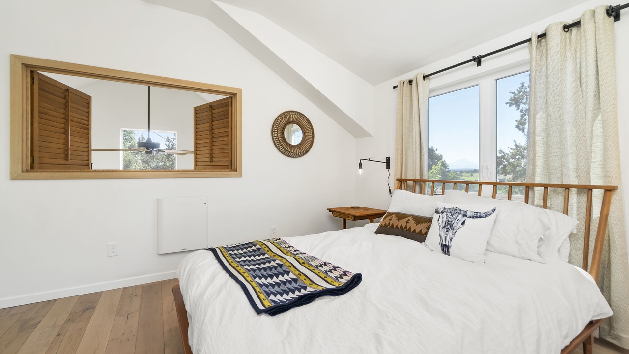 Photo of Bedroom in Terrebonne