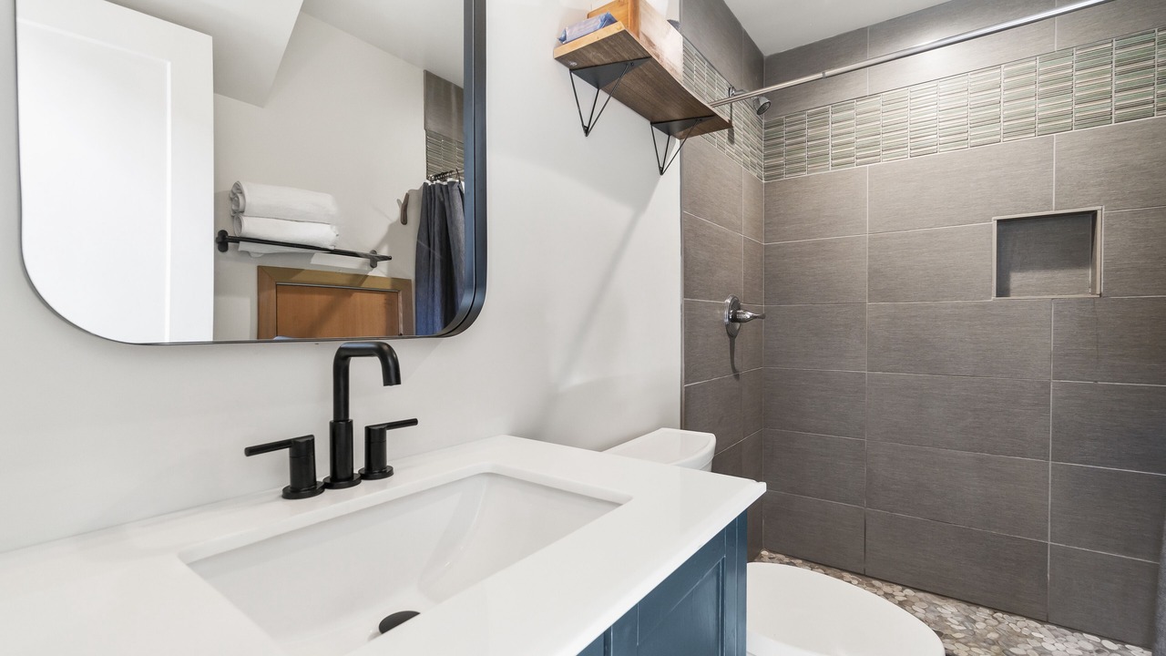 Photo of Bathroom in Terrebonne