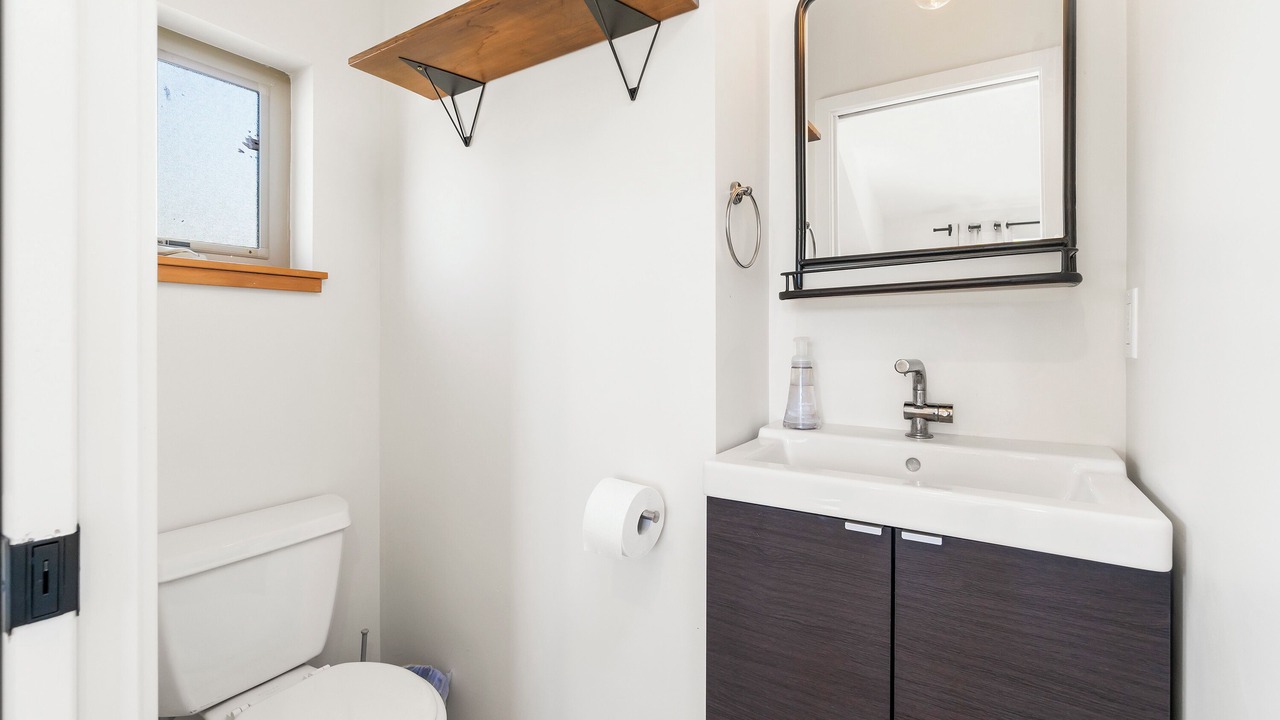 Photo of Bathroom in Terrebonne