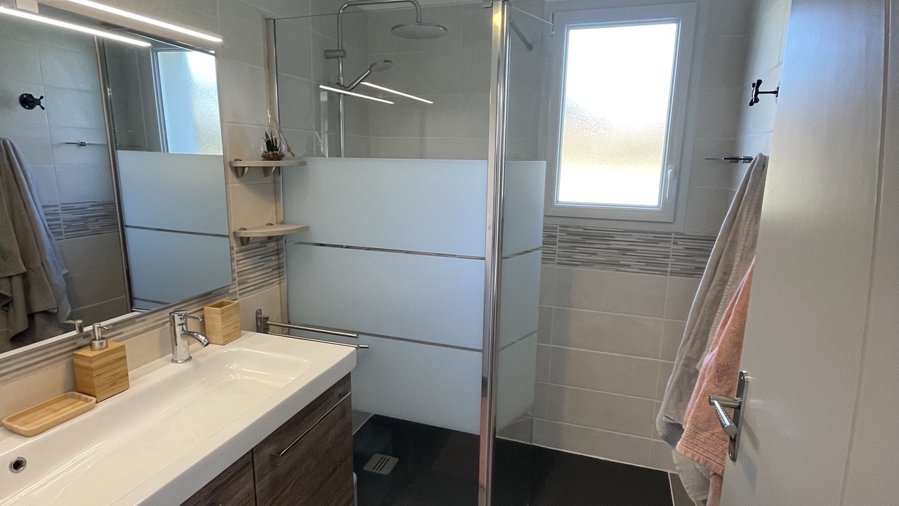 Photo of Bathroom in Poiroux